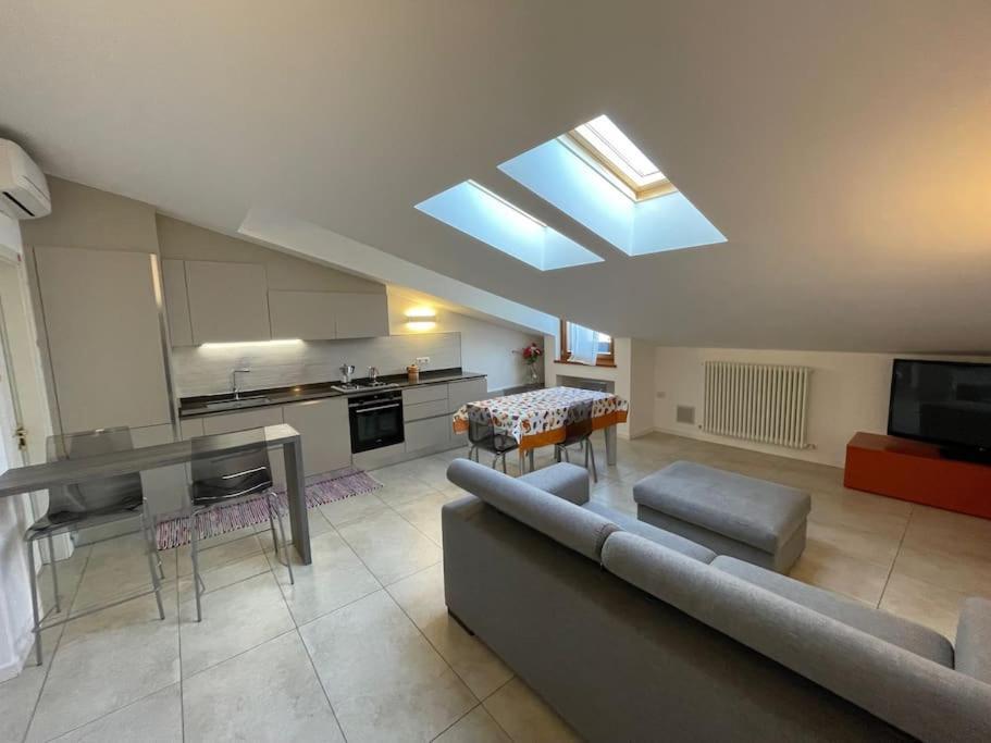 Elia Loft Apartment ริวาเดลการ์ดา ภายนอก รูปภาพ